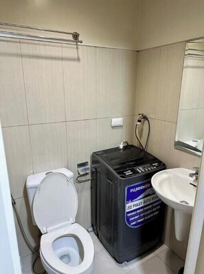 Håndklær og toalettpapir