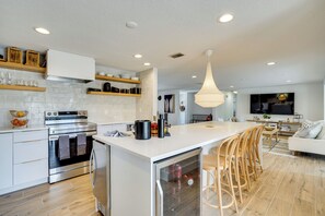 Fridge, microwave, stovetop, dishwasher - Steps to Bean Point Beach: Family Home w/ Pool (Anna Maria)