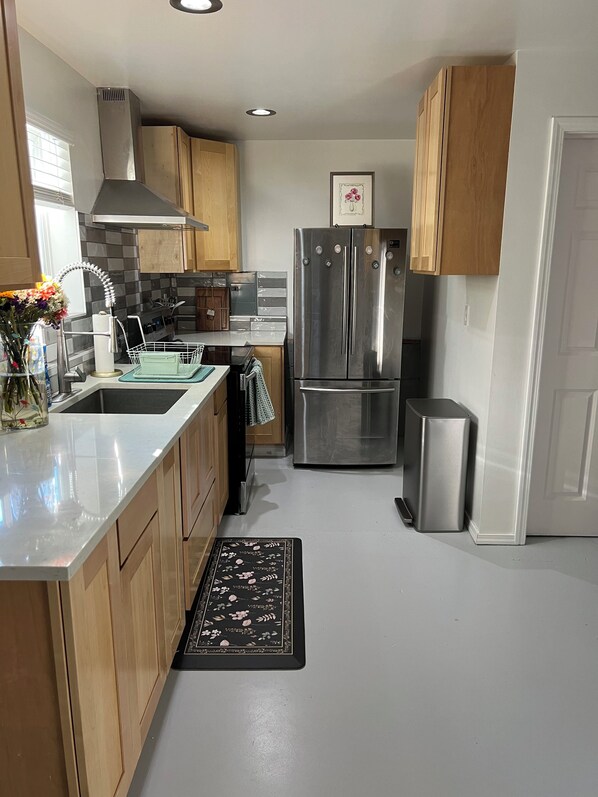 Oven, stovetop