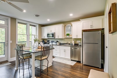 Luxurious 'Litfin Loft' On Main Street in Akron