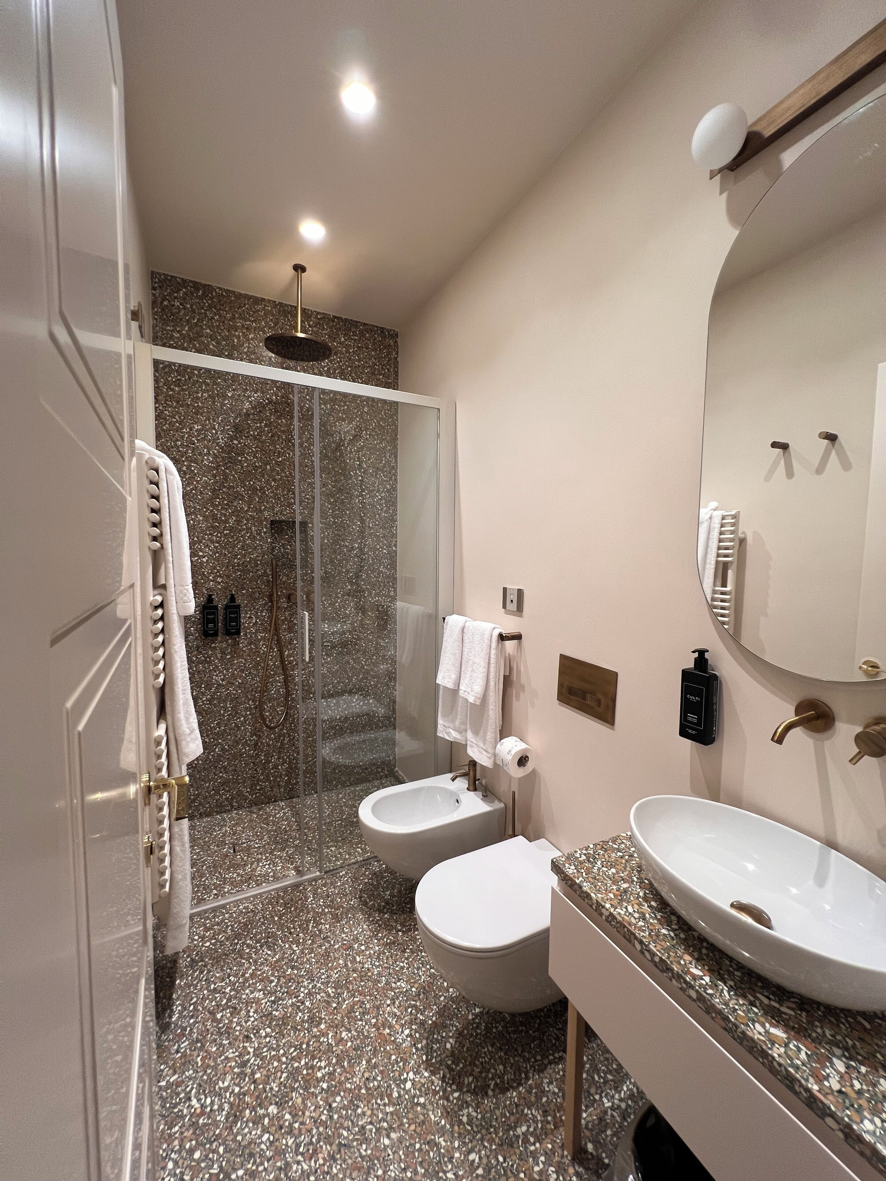 Chambre Deluxe, 1 grand lit | Salle de bain
