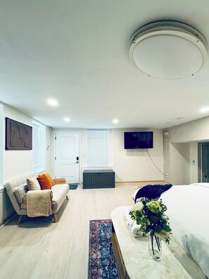 1 غرفة نوم ومكواة/لوح كي وواي فاي وملاءات أسرّة