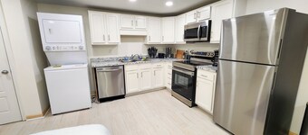 Quaint Charming Studio apartment Near Downtown Louisville 4th St Live and NuLu