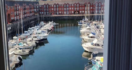 Marina View Apartment