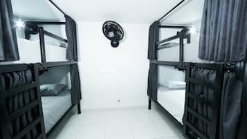 Dormitorio compartido estándar, dormitorio mixto | Wifi gratis