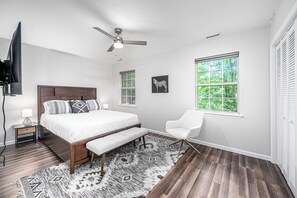 3 bedrooms, WiFi, bed sheets