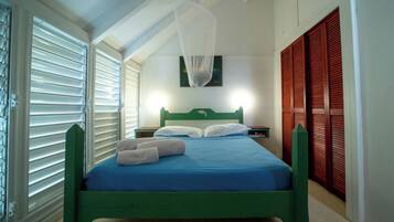 2 dormitorios, tabla de planchar con plancha, Internet y ropa de cama