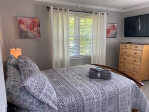 3 habitaciones, tabla de planchar con plancha, cuna de viaje y wifi 