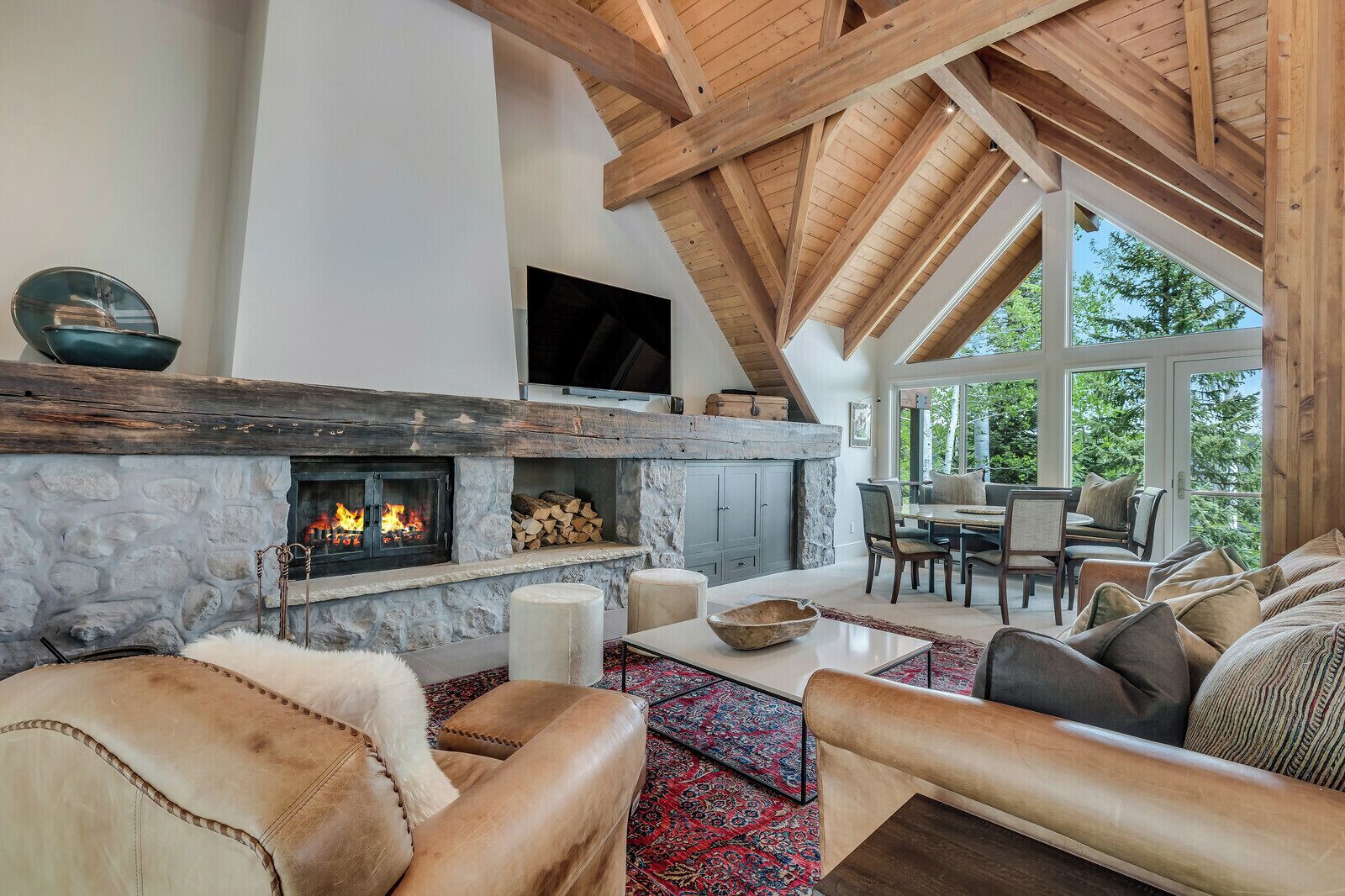 House, Balcony | Living area | Flat-screen TV