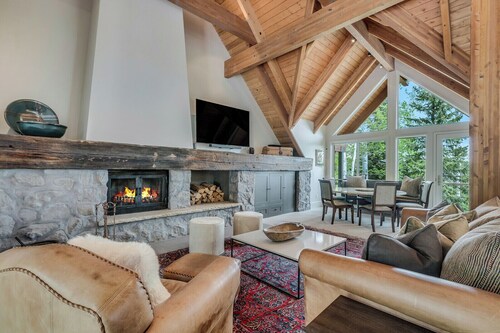 The Silos by Snowmass Vacations