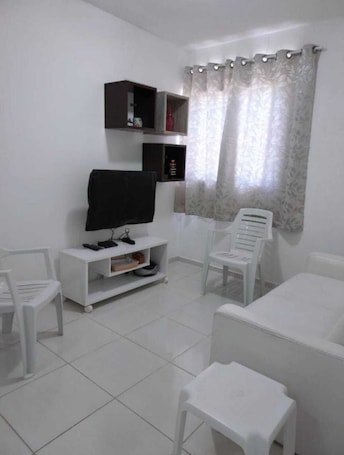 Family Apartment, 2 Bedrooms, Garden View | Living room