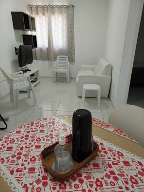 家庭公寓, 2 间卧室, 花园景观 | 餐厅