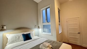 Family Duplex | Iron/ironing board, free WiFi