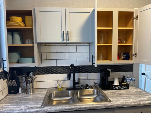 Quiet 3 Bedroom home Near downtown