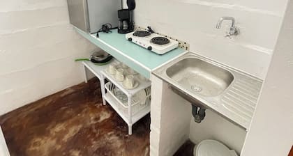 Walking from Chipipe beach studio for 4with AC in charming Salinas