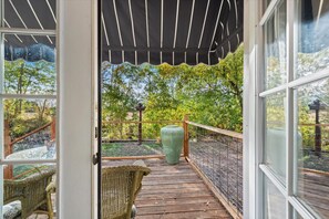 Interior - Nostalgic River Home, 2 Bdrm, 2 Bath on the River! (Baker City)