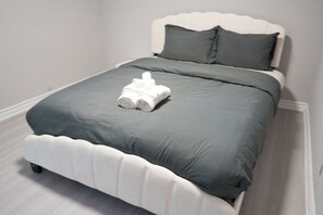 6 chambres, fer et planche à repasser, Wi-Fi, literie fournie