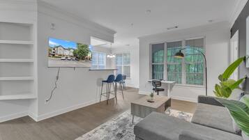 Apartment | Living area