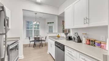 Apartment | Private kitchen