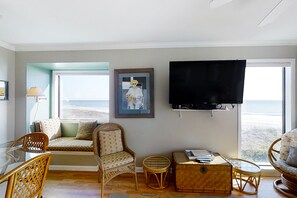 TV, DVD player