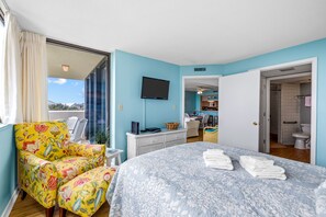 2 bedrooms, internet, bed sheets