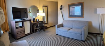 Right off the Interstate, American style Restaurant/Bar Next door & Great Rates!