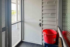 Interior - Second-Floor Condo in Oceanfront Location w/Shared Pool, Free WiFi, Water Views (Atlantic Beach)