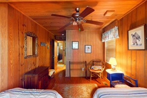 3 bedrooms, free WiFi, bed sheets