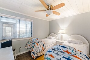 3 bedrooms, free WiFi, bed sheets