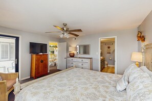 3 bedrooms, Internet, bed sheets, wheelchair access