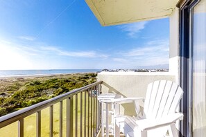 Property grounds - Oceanfront, 5th-Floor Condo with Ocean View, WiFi & Shared Pools/Hot Tub/Gym (Atlantic Beach)