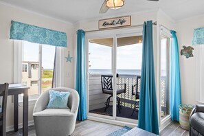 TV - Oceanfront top-floor condo with panoramic views, hot tubs, pool, golf, tennis (Atlantic Beach)