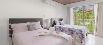 Rio Celeste Birds Garden Apartment with A/C, Comfort in a Natural Environment