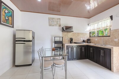 Rio Celeste Birds Garden Apartment with A/C, Comfort in a Natural Environment