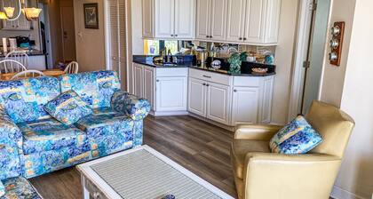 Oceanfront, First-Floor Condo with Balcony, Ocean View & Shared Pools/Tennis