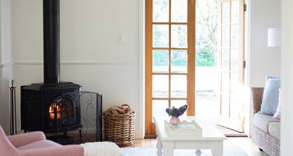 Pear Tree Cottage - Apollo Bay