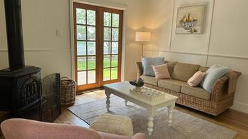 Televisie en een open haard