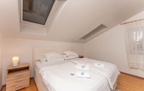 2 bedrooms, free WiFi