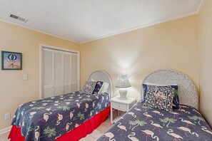 Free WiFi, bed sheets