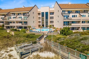 Exterior - Beautiful oceanfront condo in the heart of Pine Knoll Shores with pool (Pine Knoll Shores)