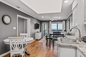 Dining - Modern waterfront gem with pools, direct beach access, WiFi & balcony (Atlantic Beach)