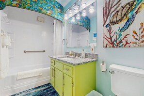 Shower, towels