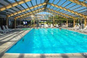 Piscine couverte