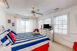 4 bedrooms, free WiFi, bed sheets