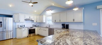 Dock of the Bay: Dog Friendly, Canal-Front w/Deepwater Boat Slip