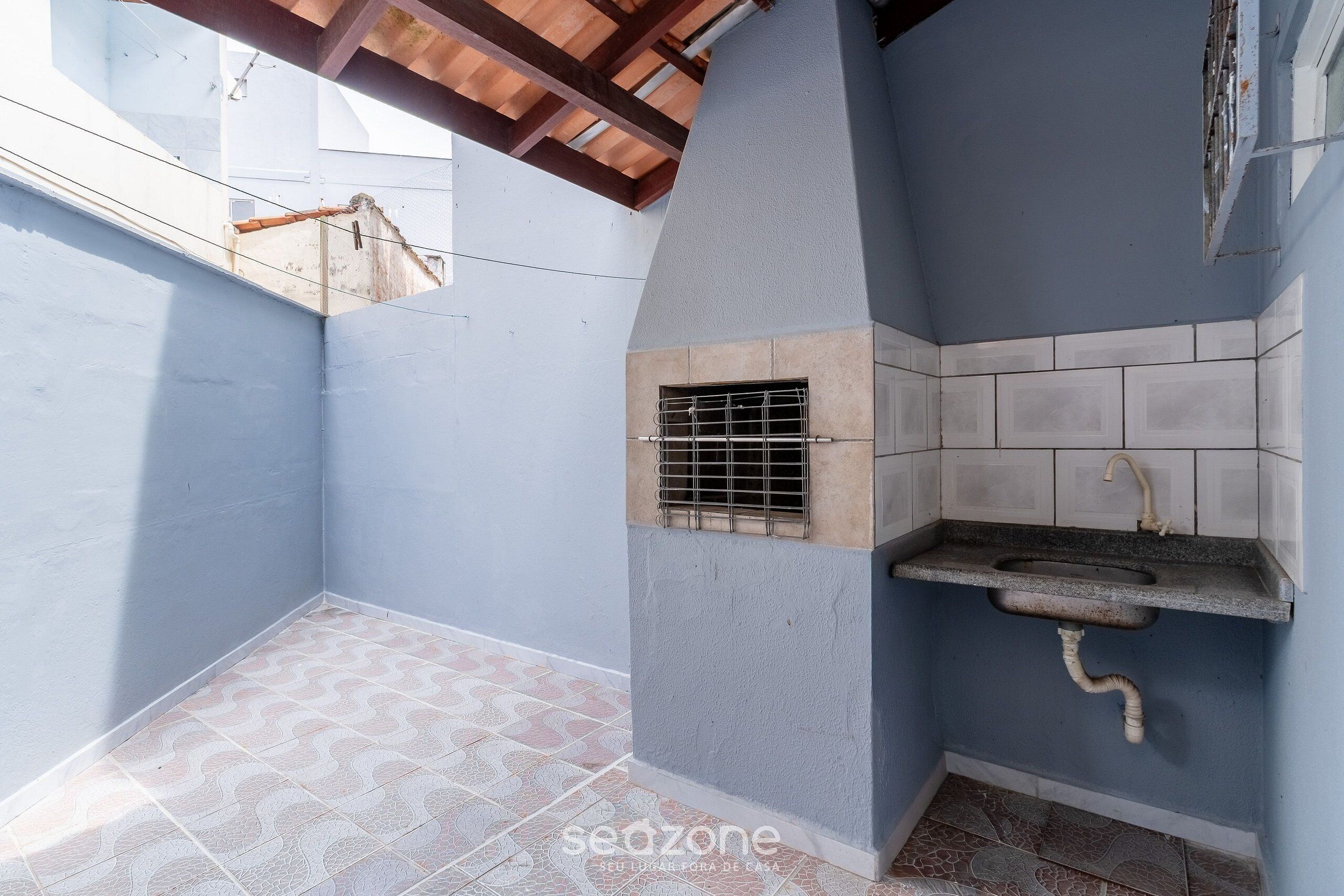 基础公寓 | 浴室 | 淋浴设施