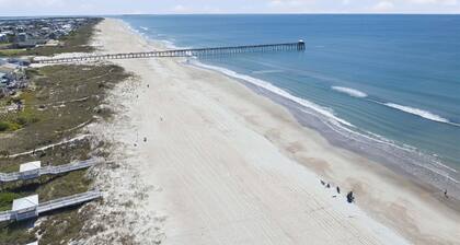 At the Beach: Third-row cottage with Views