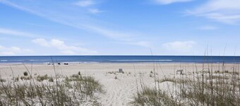 At the Beach: Third-row cottage with Views