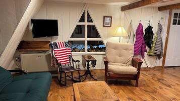 Télévision, cheminée