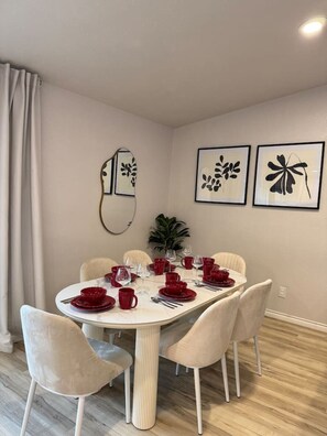Dining - Recently Renovated Oasis with Private Pool (Carrollton)